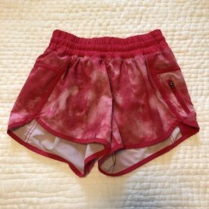 lululemon 4 inch tracker short